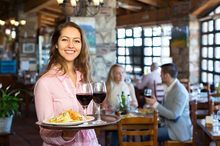 飲食店バイトの壁はいつでもやってくる……初日の壁