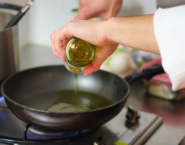 フライパン トップ 油ならし オリーブオイル